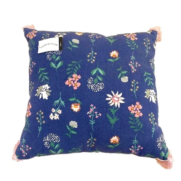 pillow Other - ❤️ 🆕 THE BEST Decorative Floral Pillow with tassels 14” X 14”